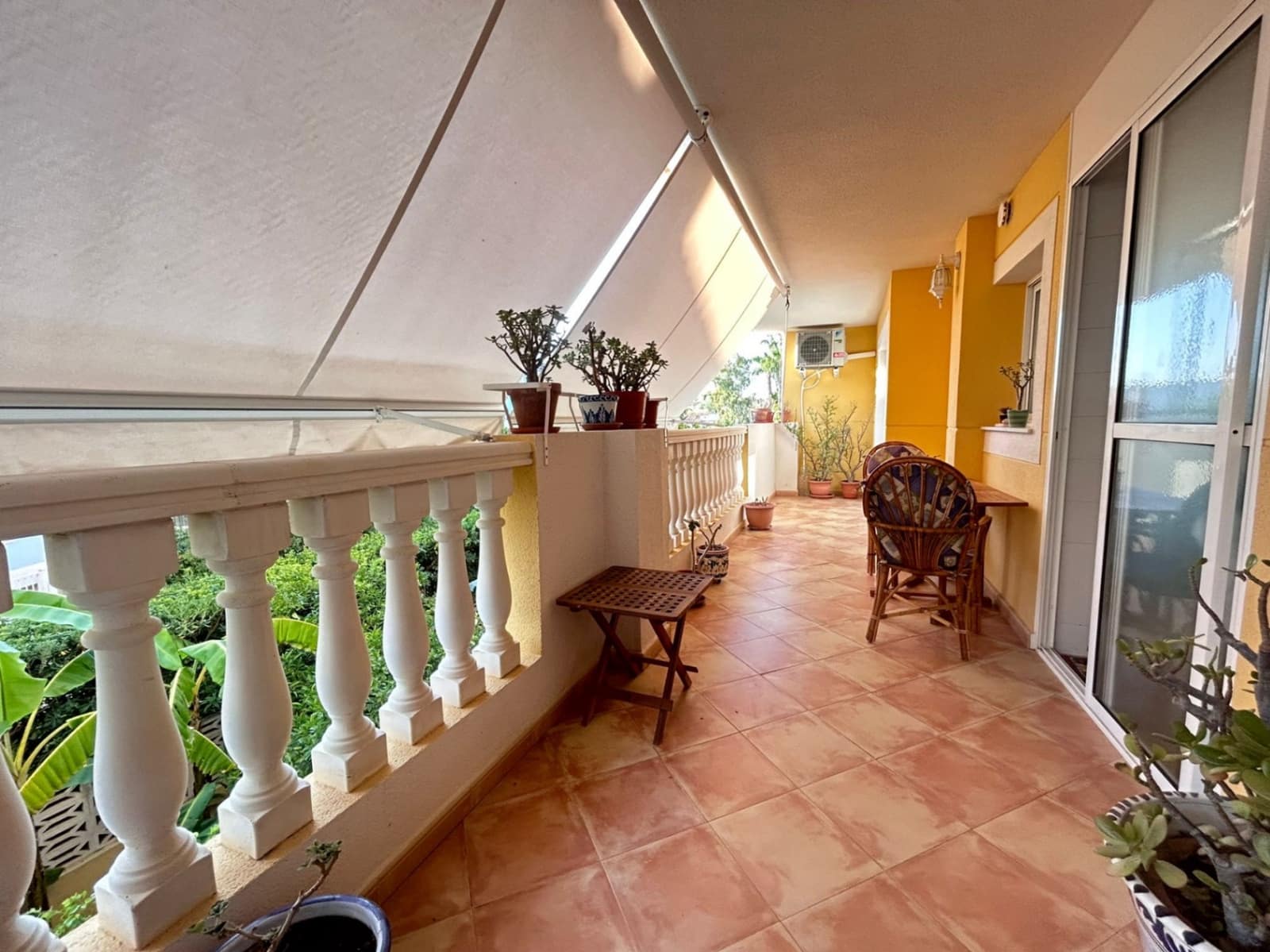 2 makuuhuone Huoneisto myytävänä paikassa Denia mukana uima-altaan 
autotalli - 270 400 € (Ref: 9104130)