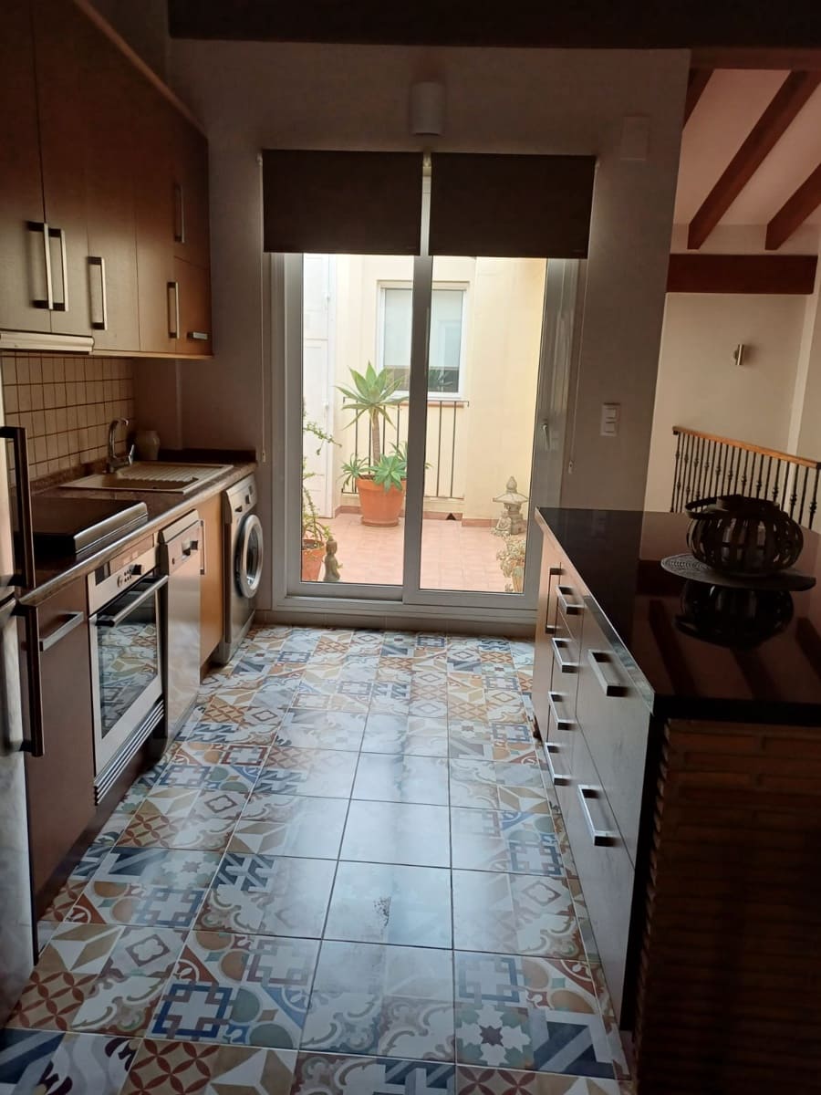4 quarto Apartamento para venda em Denia - 456 000 € (Ref: 9104137)