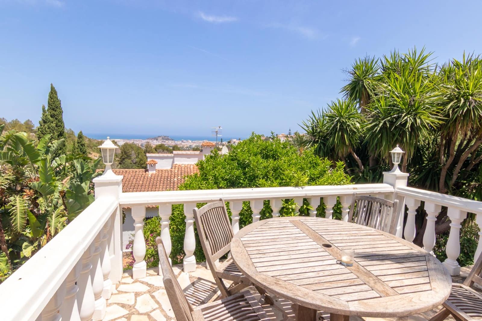 Chalet de 4 habitaciones en Dénia en venta con piscina garaje - 595.000 € (Ref: 9104150)