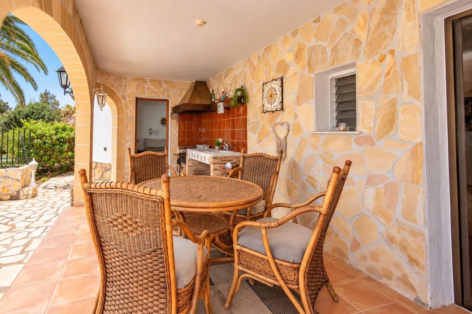 4 quarto Moradia para venda em Denia com piscina garagem - 565 000 € (Ref: 9104150)