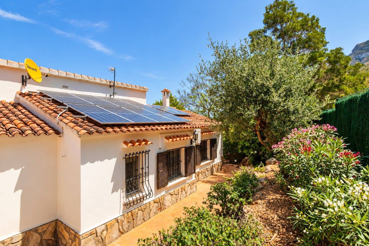 4 quarto Moradia para venda em Denia com piscina garagem - 565 000 € (Ref: 9104150)
