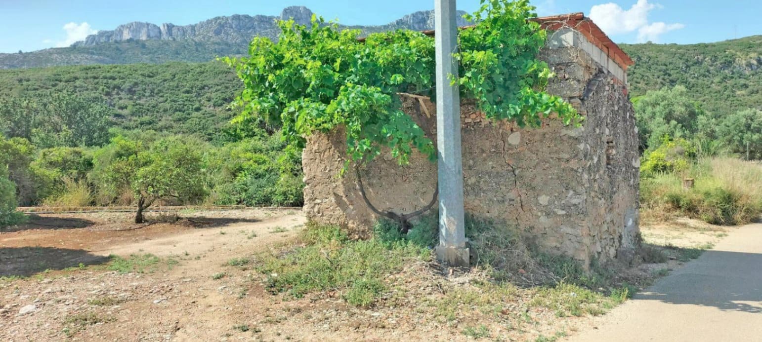 Grunde uden byggetilladelser til salg i El Vergel / Verger - € 70.000 (Ref: 9104151)