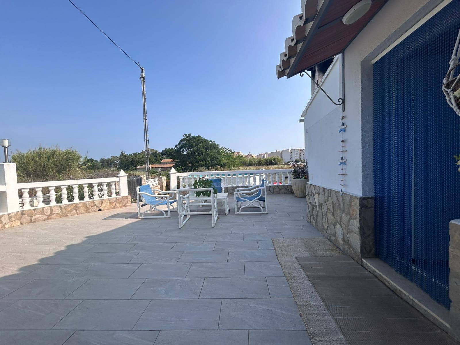 Chalet de 4 habitaciones en Dénia en venta con garaje - 490.000 € (Ref: 9104152)