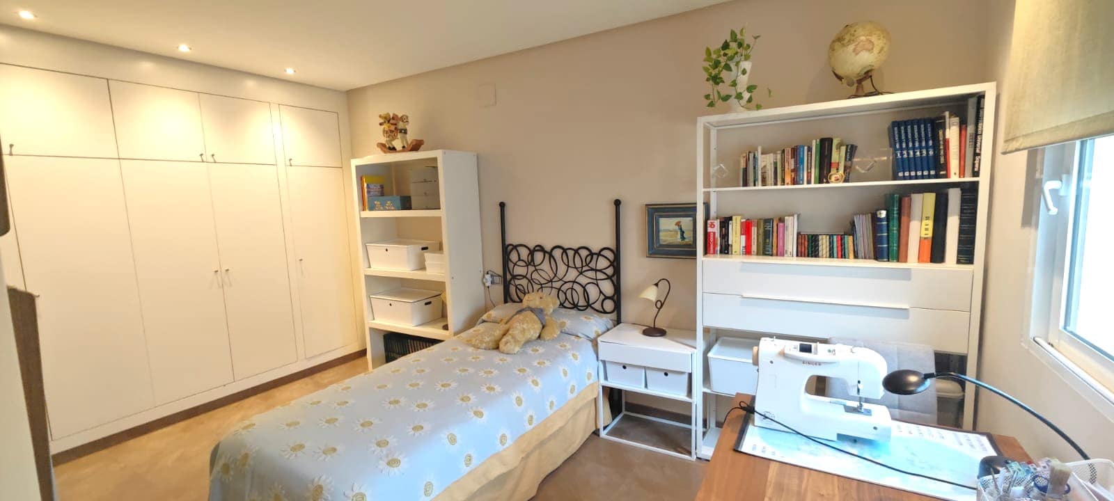 4 bedroom Flat for sale in Ondara with garage - € 479,900 (Ref: 9146142)