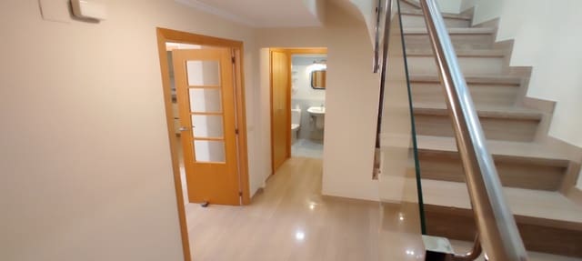 3 chambre Appartement à vendre à Centro Urbano, Dénia avec piscine garage - 550 000 € (Ref: 9146147)