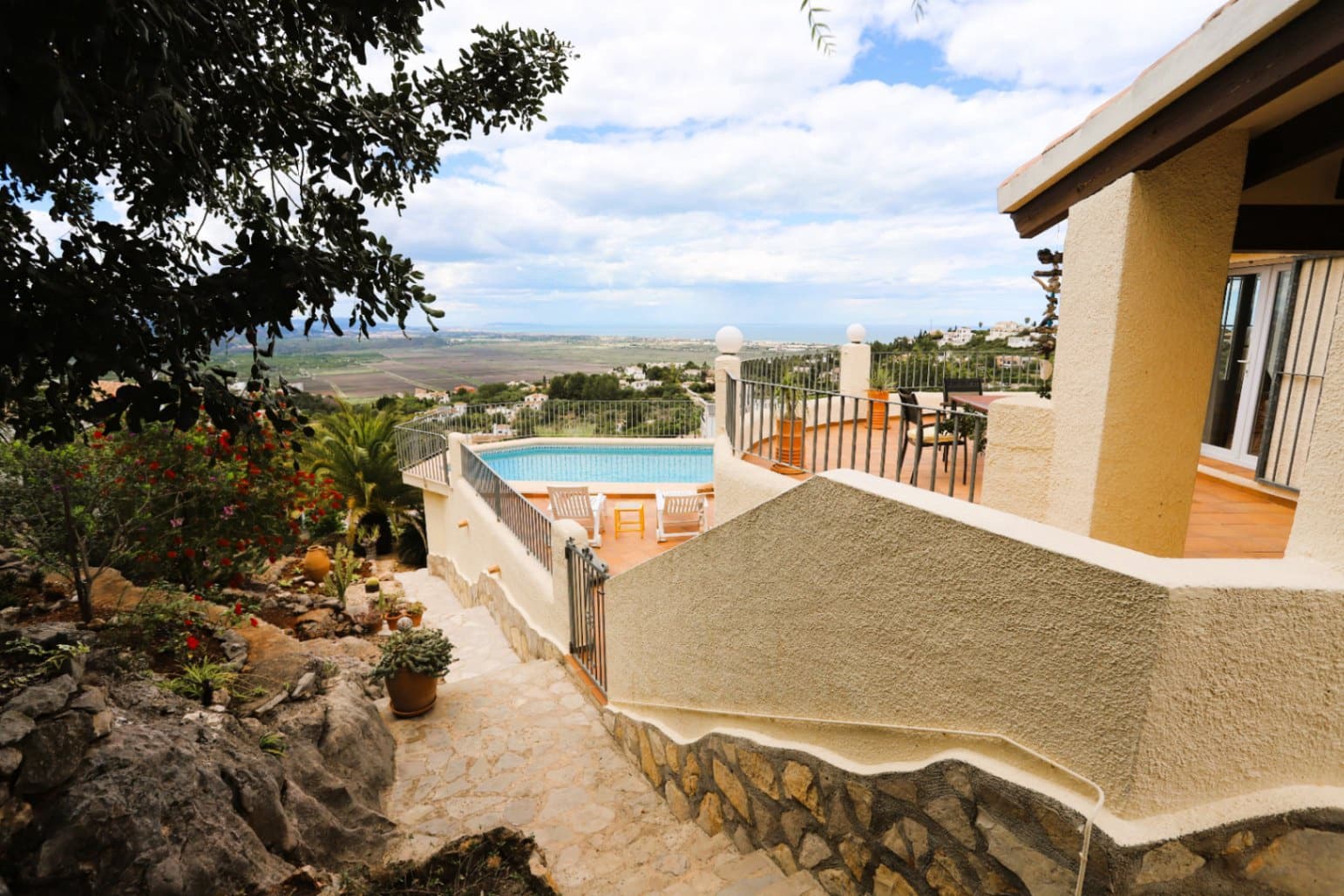 3 soverom Villa til salgs i Teulada-Moraira med svømmebasseng garasje - € 495 000 (Ref: 9146150)