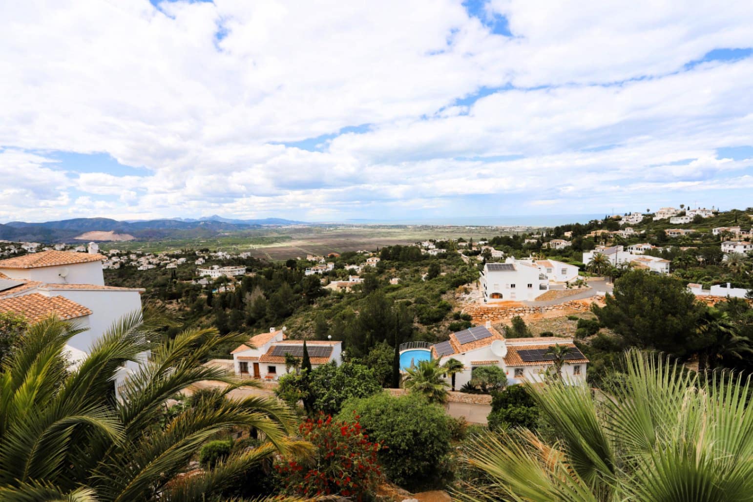 3 soverom Villa til salgs i Teulada-Moraira med svømmebasseng garasje - € 495 000 (Ref: 9146150)