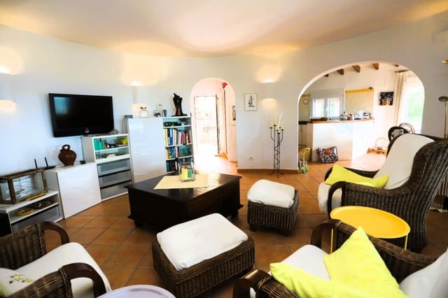 3 soverom Villa til salgs i Teulada-Moraira med svømmebasseng garasje - € 495 000 (Ref: 9146150)