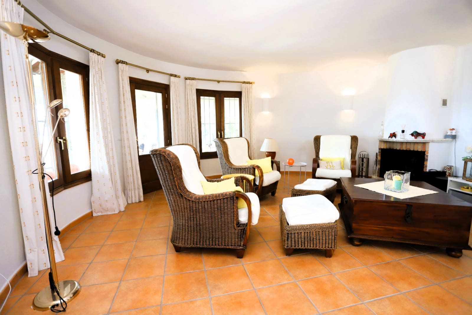 3 soverom Villa til salgs i Teulada-Moraira med svømmebasseng garasje - € 495 000 (Ref: 9146150)