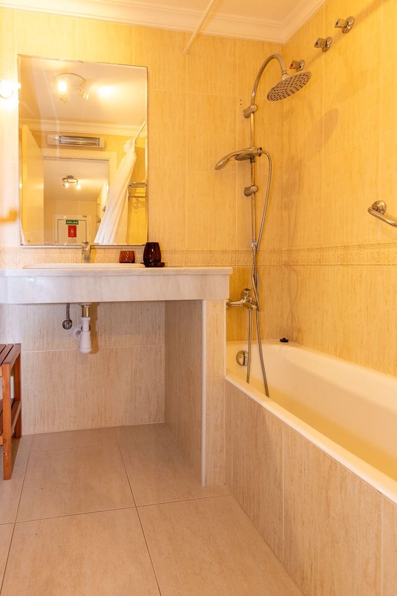 2 bedroom Apartment for sale in Pedreguer with pool garage - € 220,000 (Ref: 9207548)