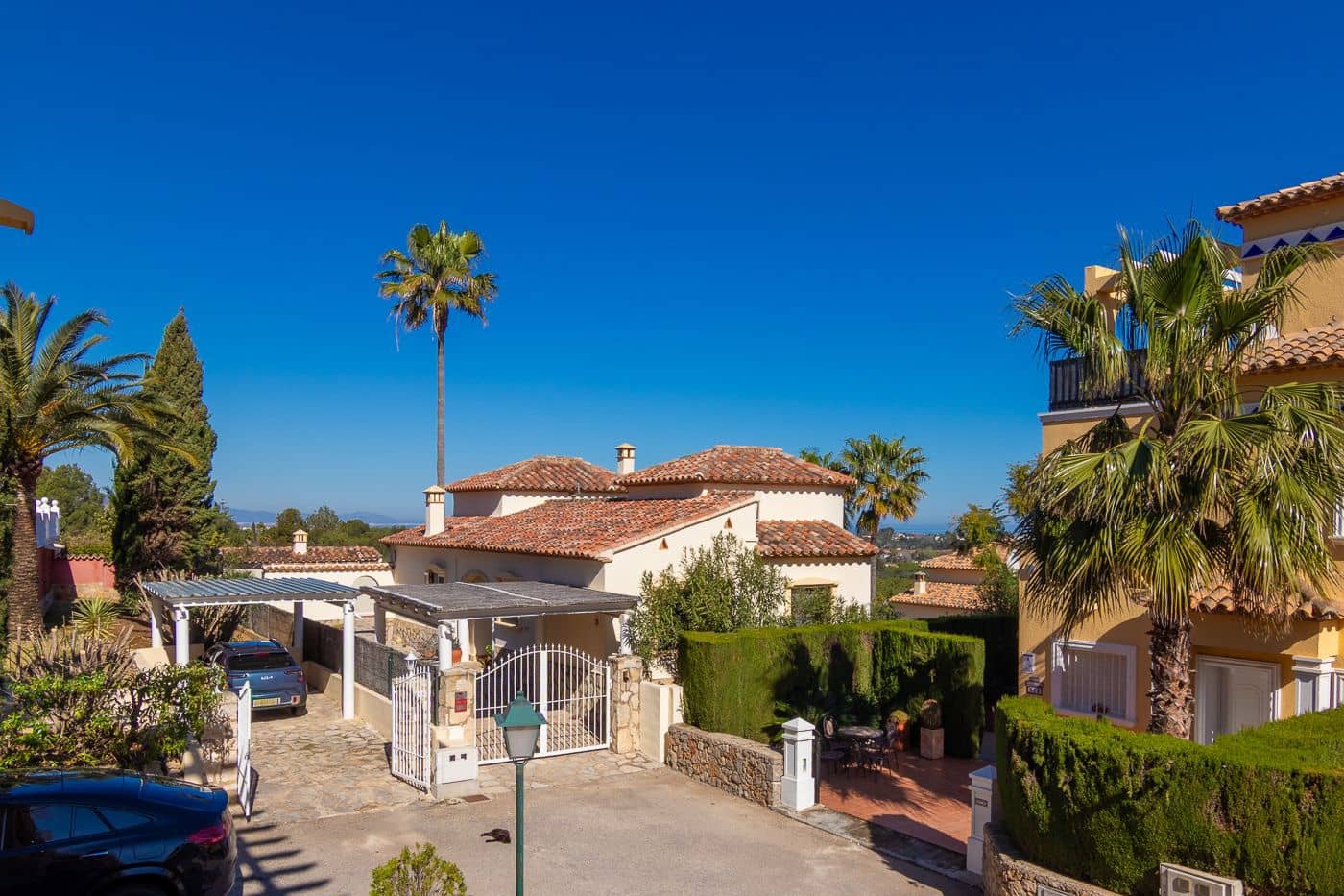 2 bedroom Apartment for sale in Pedreguer with pool garage - € 220,000 (Ref: 9207548)