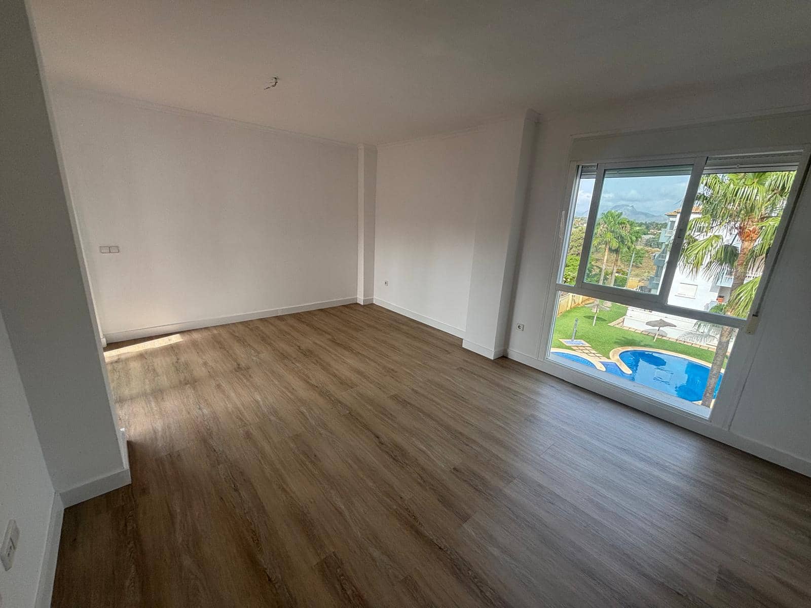 2 bedroom Apartment for sale in Denia with pool garage - € 270,000 (Ref: 9207550)