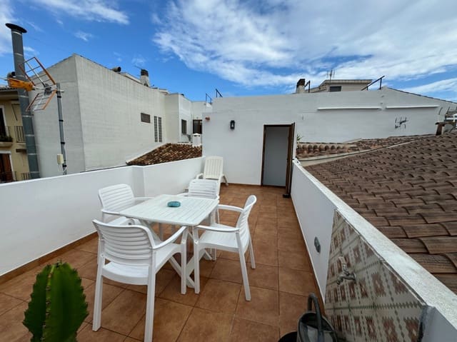 2 bedroom Townhouse for sale in Centro Urbano, Dénia - € 319,000 (Ref: 9253967)