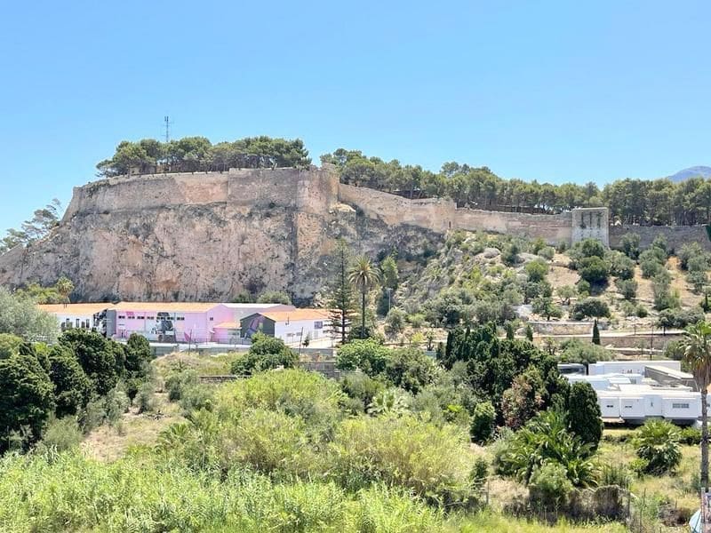 3 bedroom Apartment for sale in Denia with pool garage - € 345,000 (Ref: 9325291)