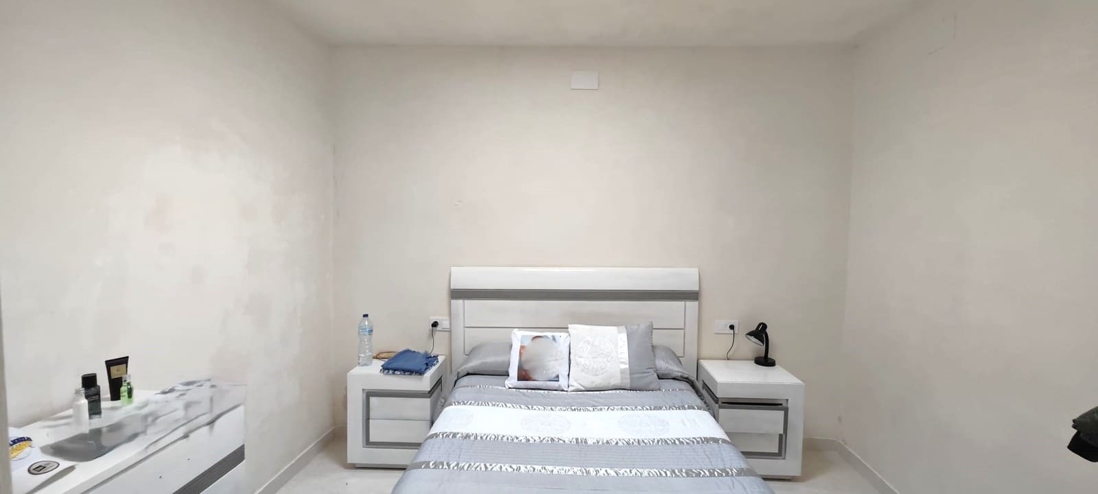 4 soverom Hus til salgs i Oliva med garasje - € 184 000 (Ref: 9325292)