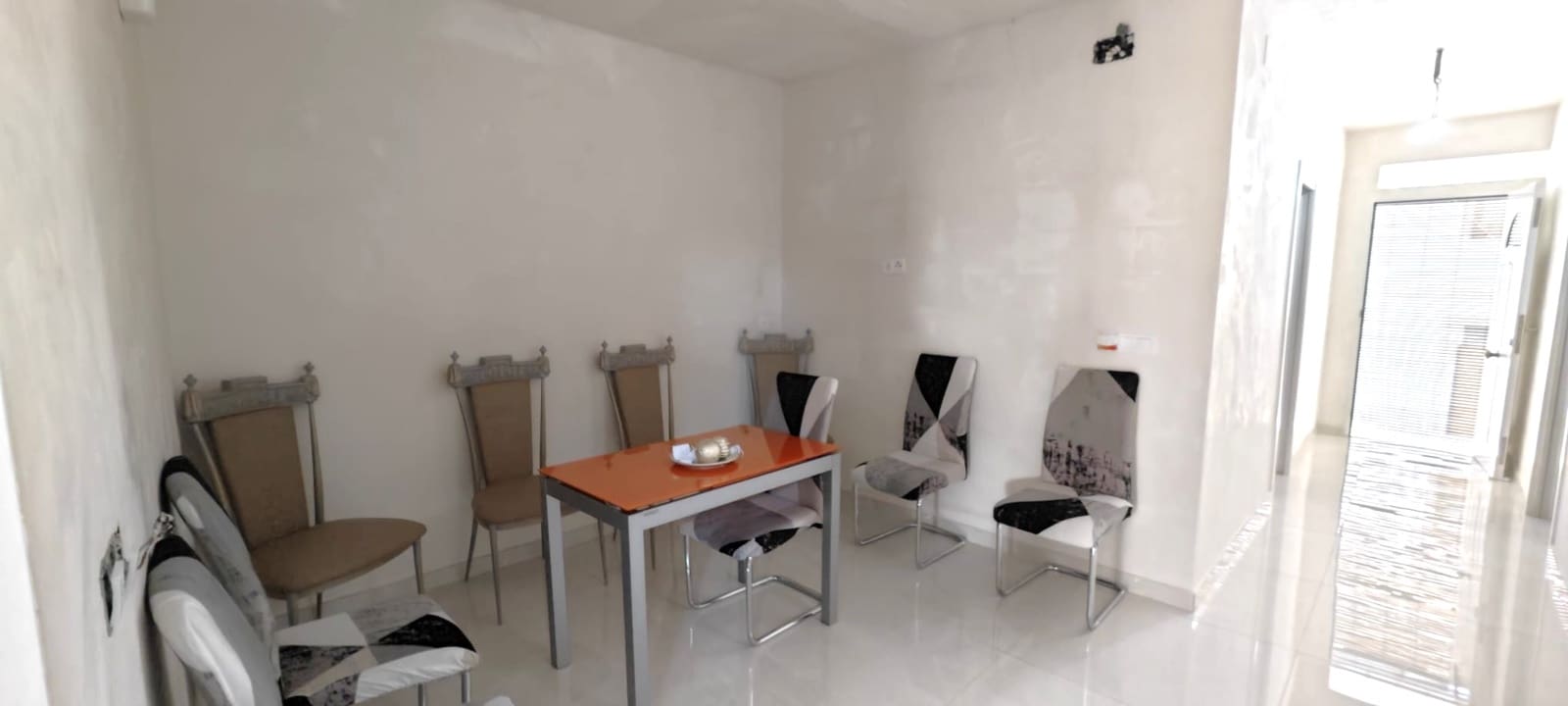 4 soverom Hus til salgs i Oliva med garasje - € 184 000 (Ref: 9325292)