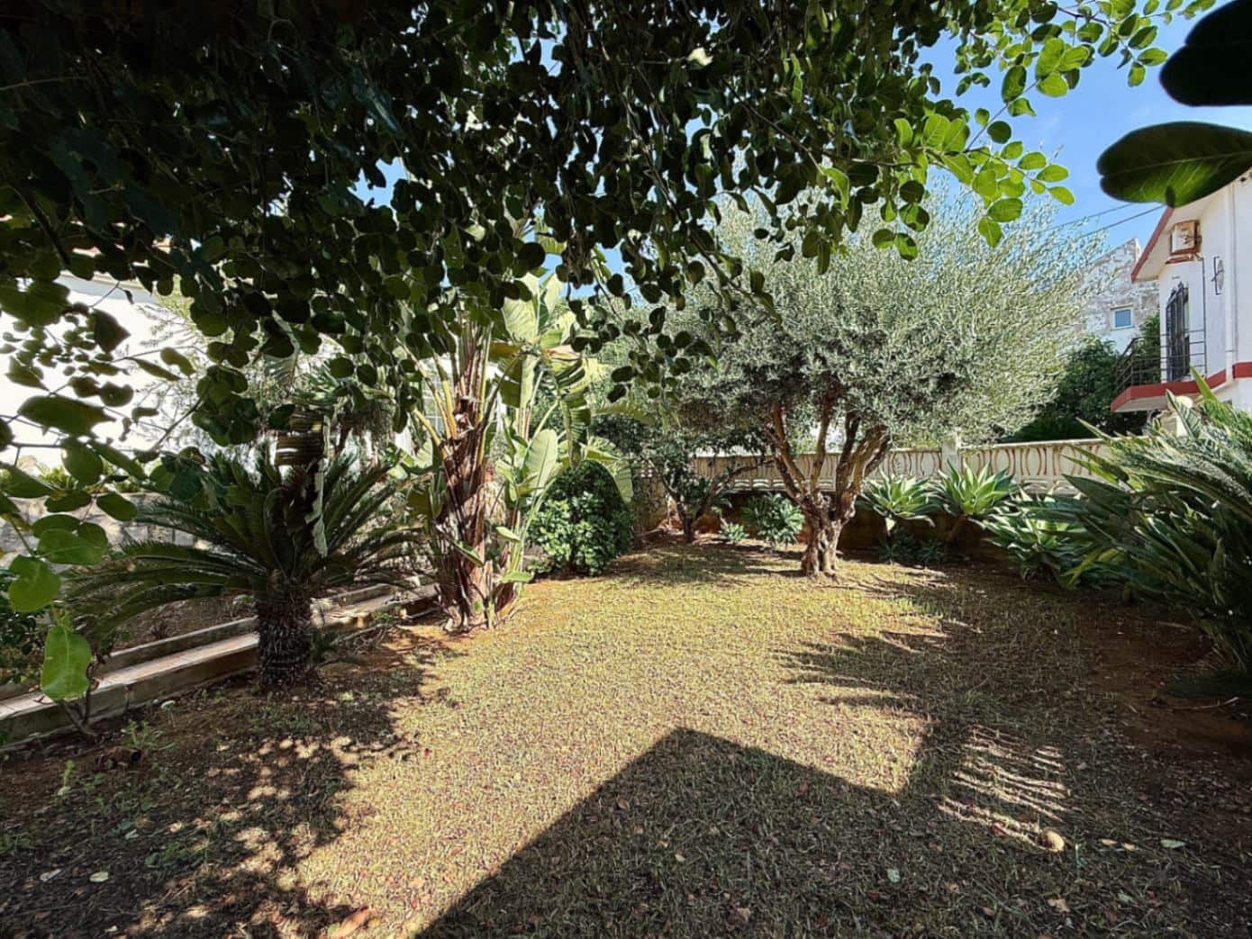 2 bedroom Villa for sale in Denia with garage - € 450,000 (Ref: 9325295)