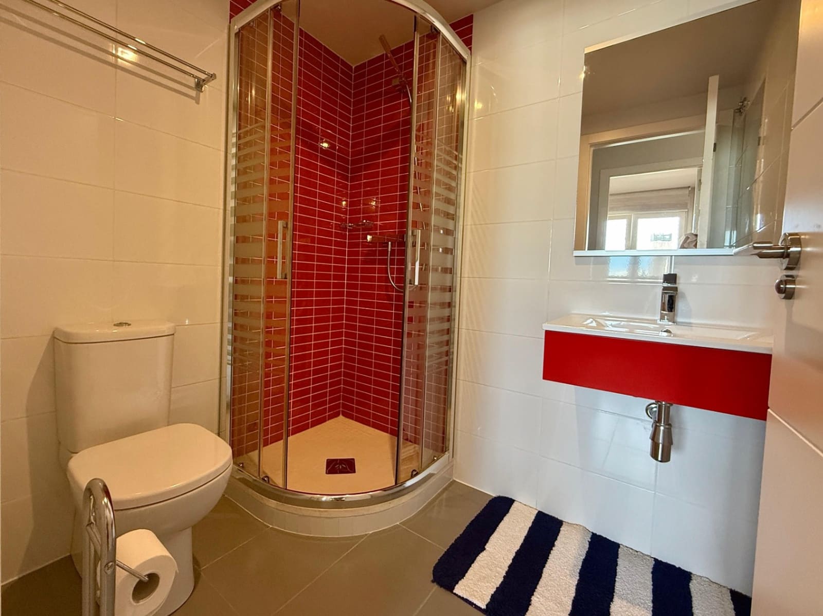 Apartamento Playa de 2 habitaciones en Dénia en venta con piscina garaje - 410.000 € (Ref: 9325297)