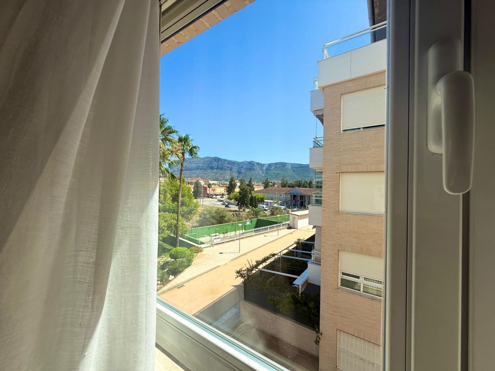 3 Zimmer Apartment zu verkaufen in Denia mit Pool Garage - 420.000 € (Ref: 9325298)