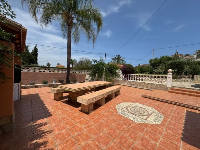 3 quarto Moradia para venda em Dénia com piscina garagem - 650 000 € (Ref: 9337212)