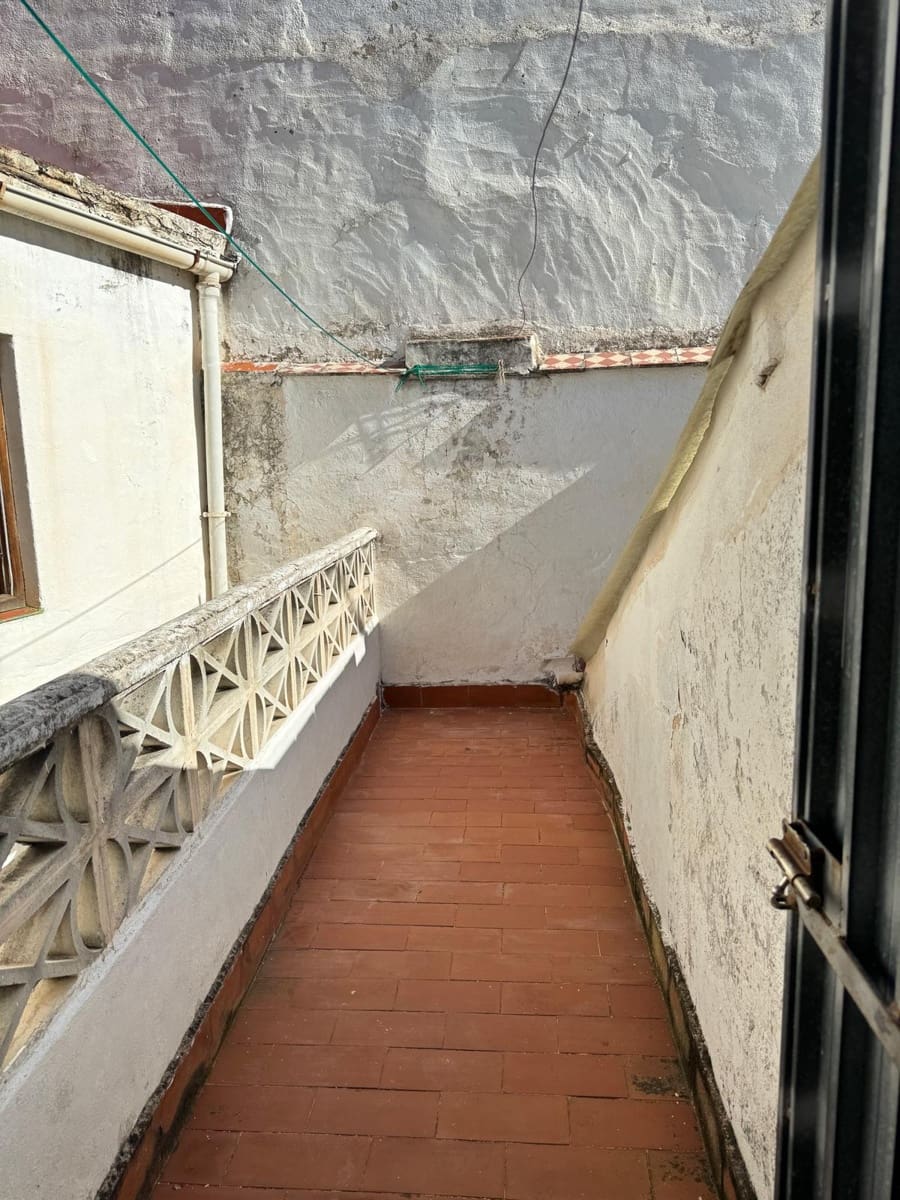 5 soverom Hus til salgs i Denia - € 280 000 (Ref: 9388797)