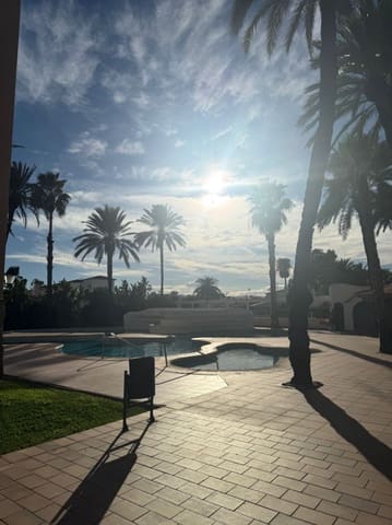 Piso de 2 habitaciones en Dénia en venta con piscina - 477.000 € (Ref: 9388803)