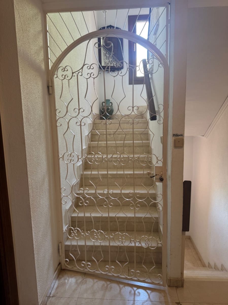 Piso de 2 habitaciones en Dénia en venta con piscina - 477.000 € (Ref: 9388803)