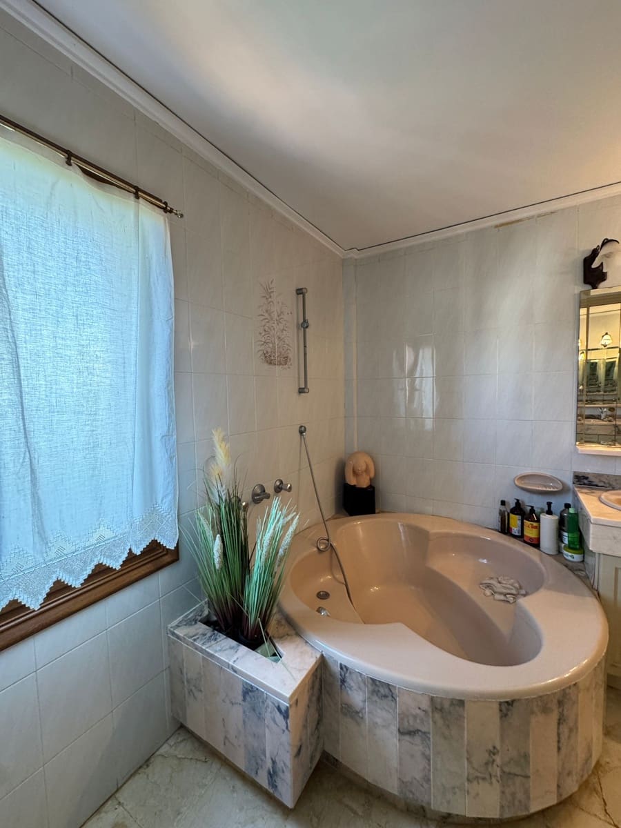 Piso de 2 habitaciones en Dénia en venta con piscina - 477.000 € (Ref: 9388803)