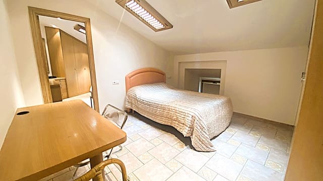 5 bedroom Flat for sale in Centro Urbano, Dénia with garage - € 680,000 (Ref: 9388804)