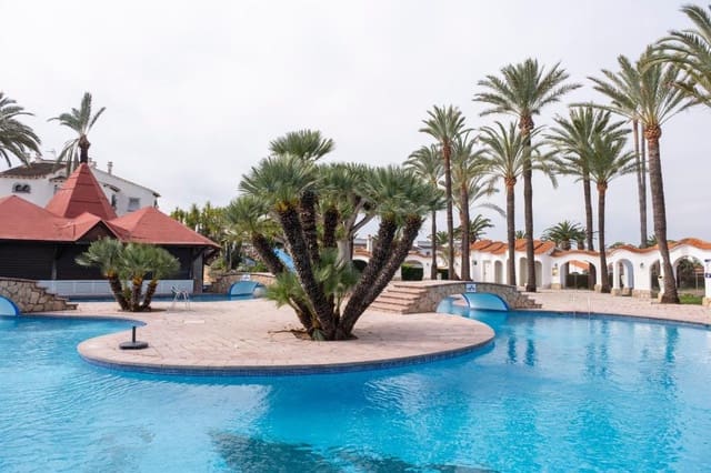 Apartamento de 1 habitación en Dénia en venta con piscina garaje - 160.000 € (Ref: 9388805)