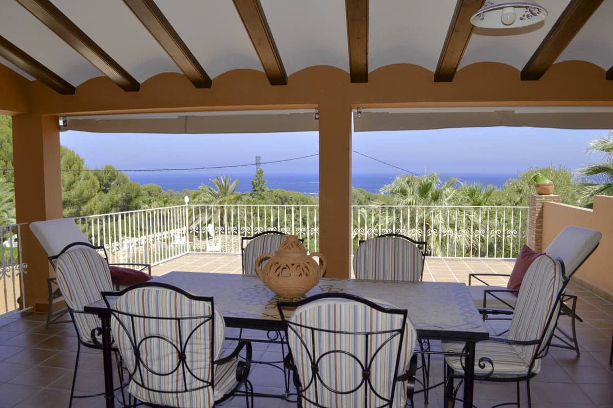 4 quarto Moradia para venda em Denia com piscina garagem - 750 000 € (Ref: 9388809)