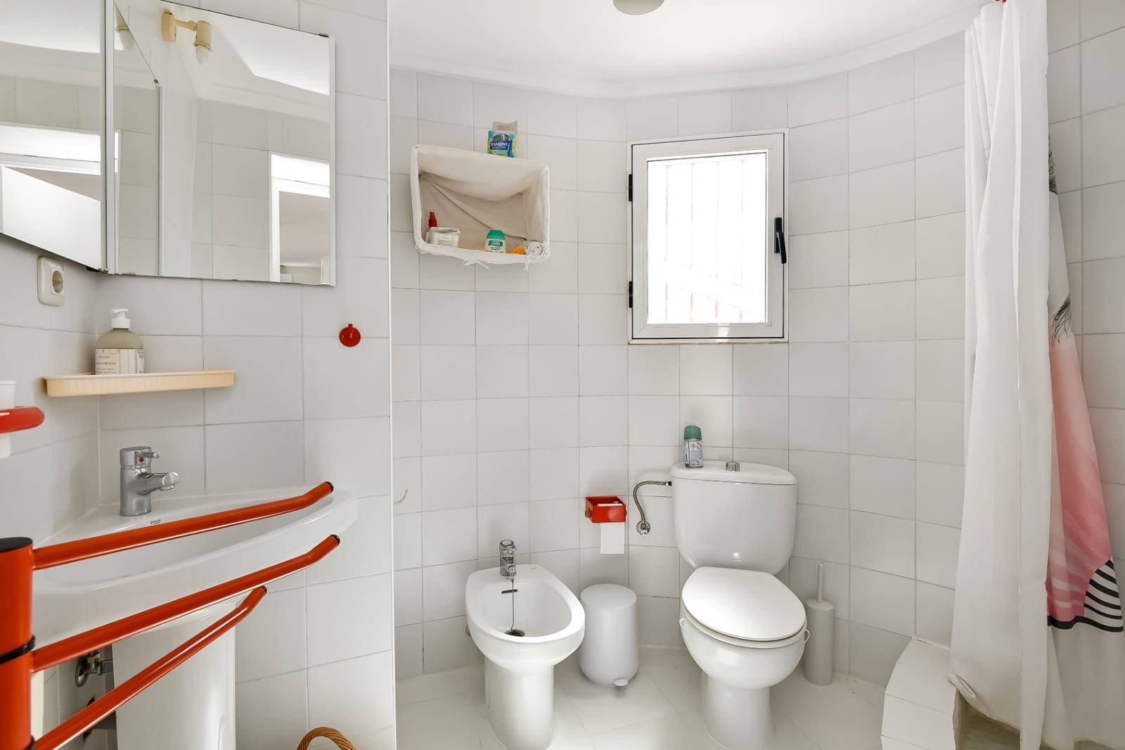 4 quarto Moradia para venda em Denia com piscina garagem - 485 000 € (Ref: 9388810)