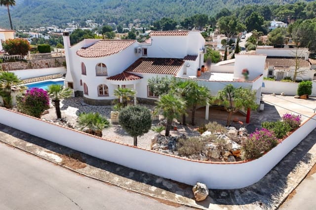 4 quarto Moradia para venda em El Montgó, Dénia com piscina garagem - 485 000 € (Ref: 9388810)