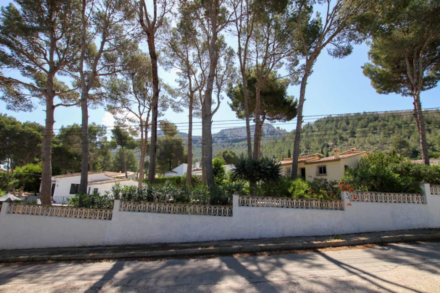 Chalet de 3 habitaciones en Dénia en venta con piscina garaje - 595.000 € (Ref: 9388813)