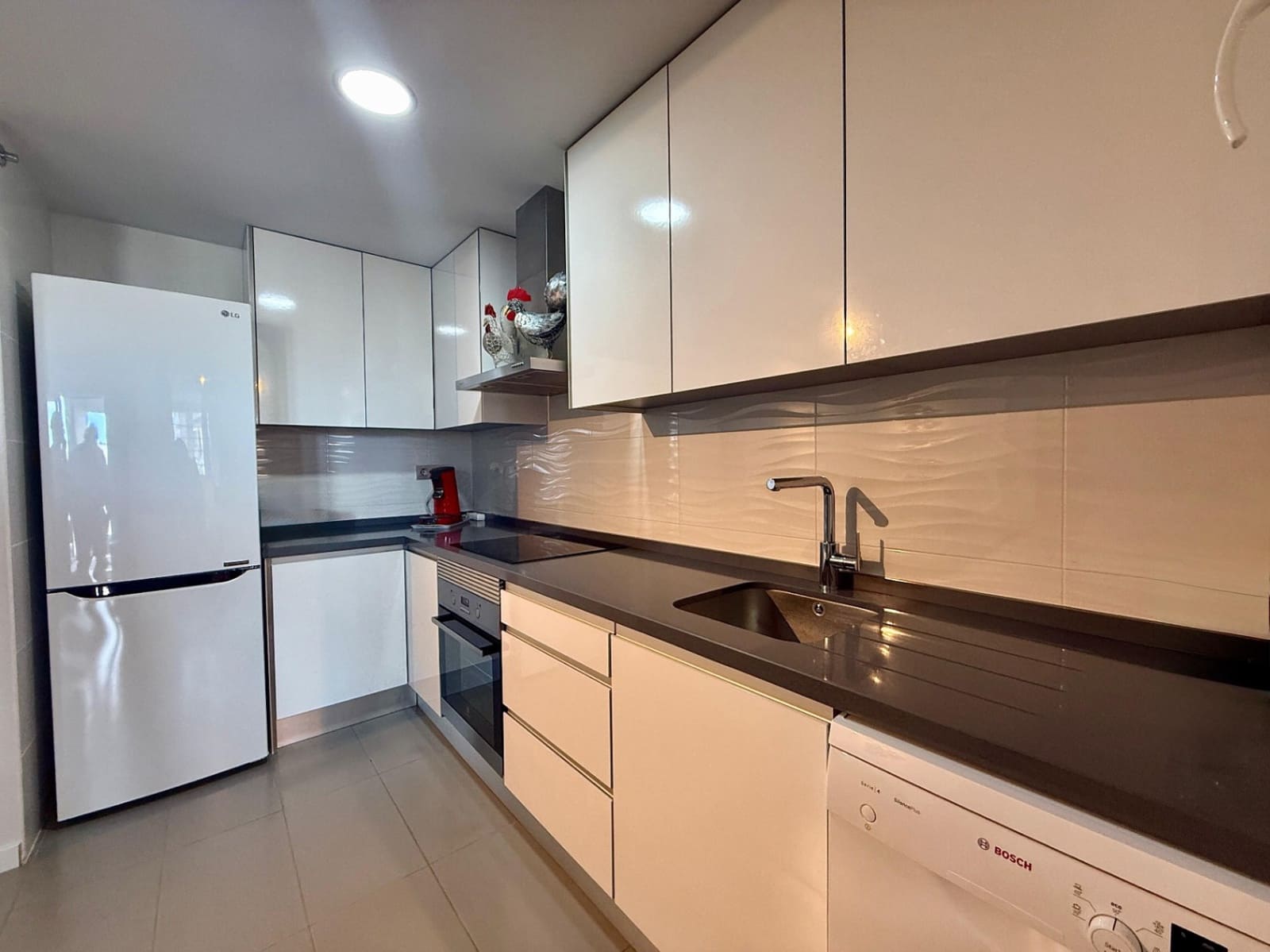 2 Zimmer Apartment zu verkaufen in Denia mit Pool Garage - 395.000 € (Ref: 9412729)