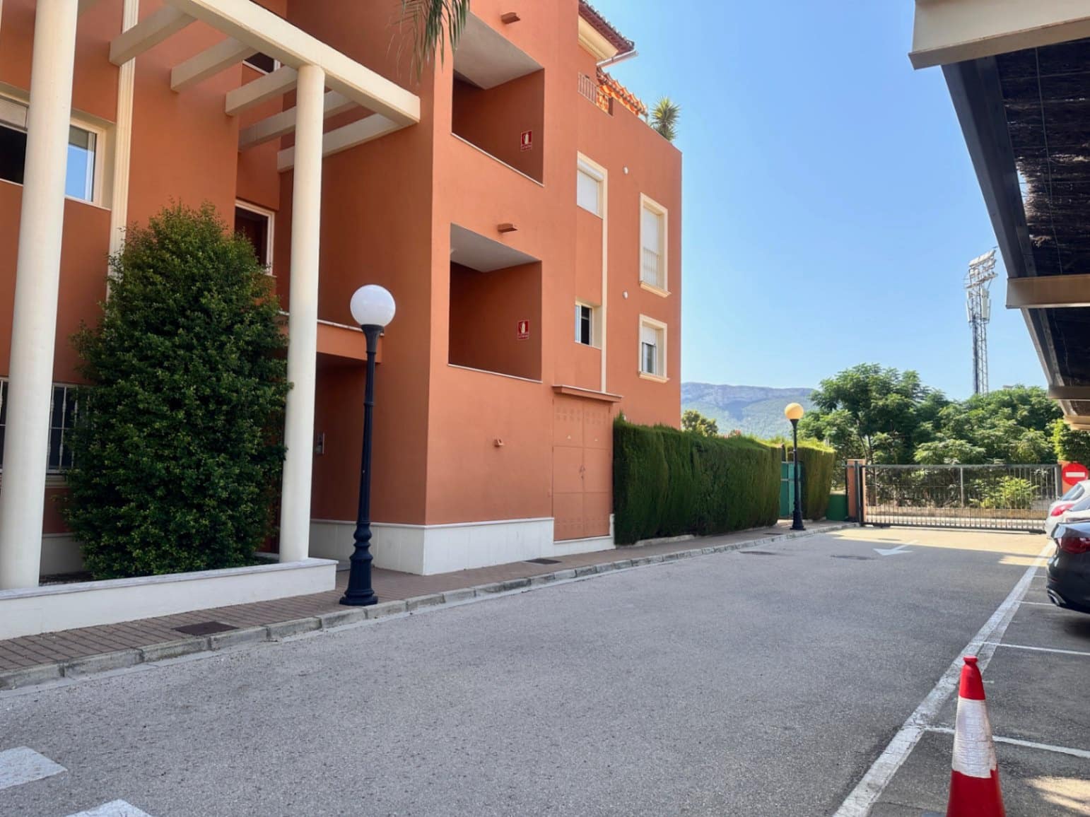 Apartamento de 3 habitaciones en Dénia en venta con piscina - 376.500 € (Ref: 9412730)