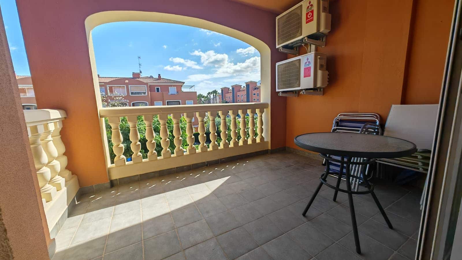 Apartamento de 3 habitaciones en Dénia en venta con piscina - 376.500 € (Ref: 9412730)