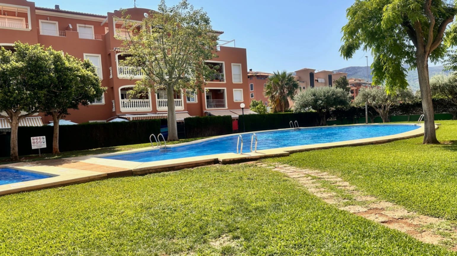 Apartamento de 3 habitaciones en Dénia en venta con piscina - 376.500 € (Ref: 9412730)
