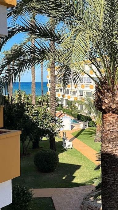 Apartamento de 2 habitaciones en Dénia en venta con piscina garaje - 285.000 € (Ref: 9412734)