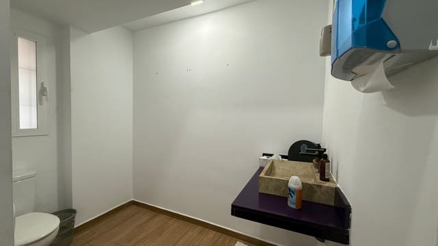 Kommersiell til salgs i Dénia - € 175 000 (Ref: 9412740)