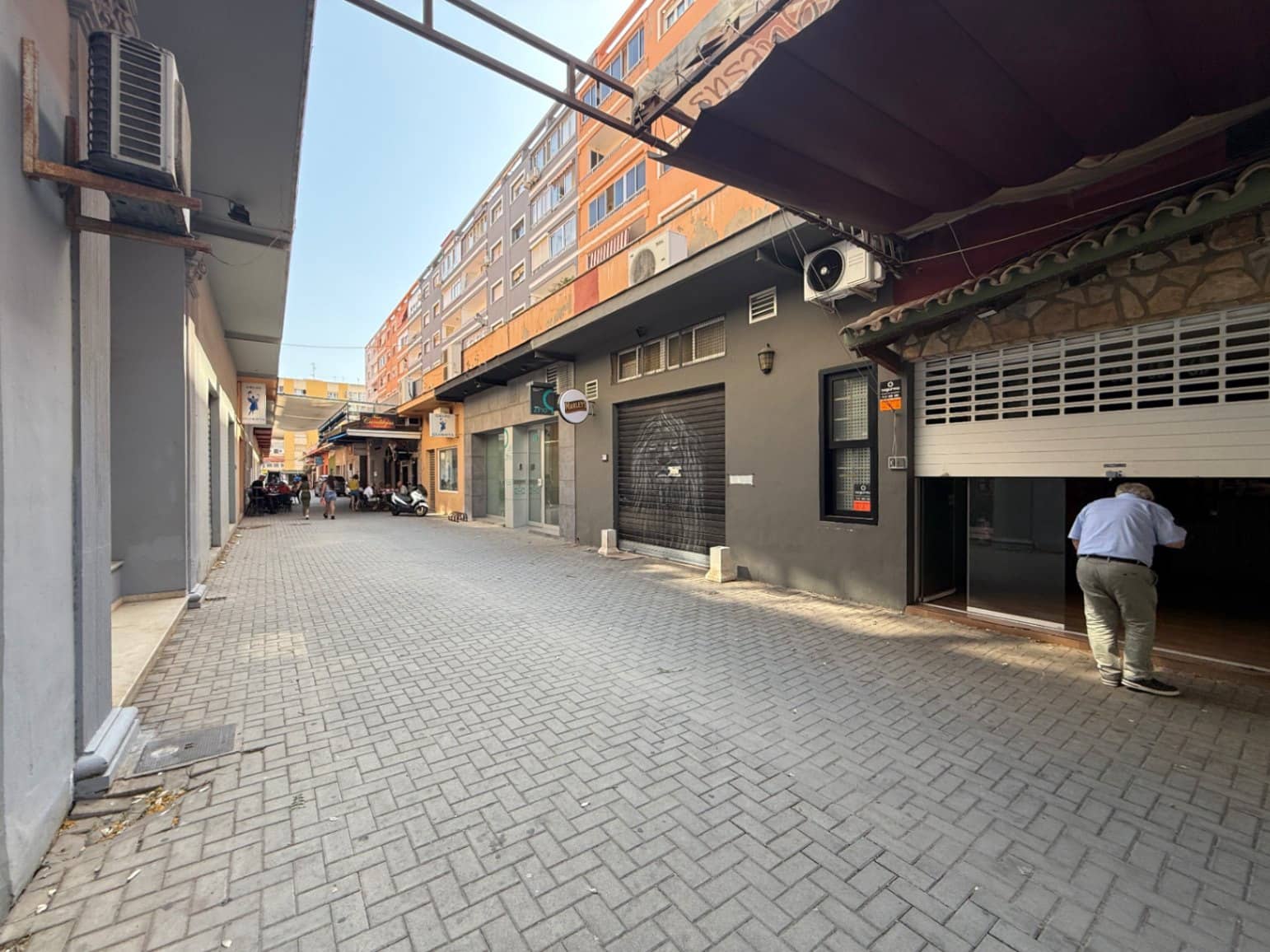 Kommersiell til salgs i Denia - € 175 000 (Ref: 9412740)