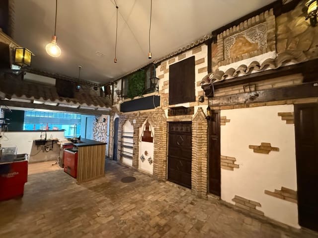 Kommersiell til salgs i Dénia - € 175 000 (Ref: 9412740)