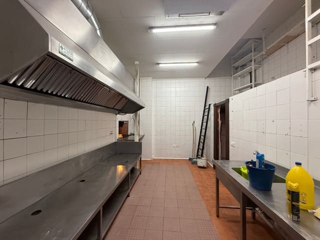 Kommersiell til salgs i Dénia - € 175 000 (Ref: 9412740)