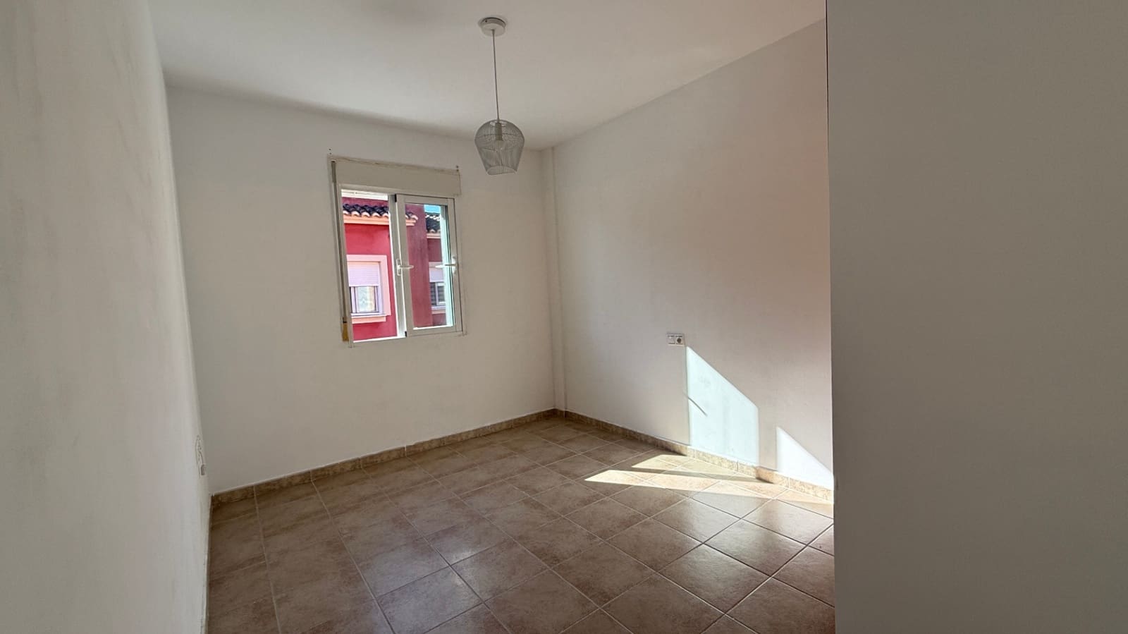 3 bedroom Bungalow for sale in Piles with garage - € 287,000 (Ref: 9412843)