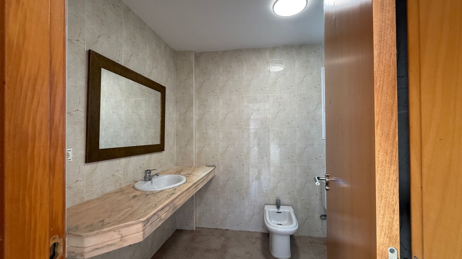 3 bedroom Bungalow for sale in Piles with garage - € 287,000 (Ref: 9412843)