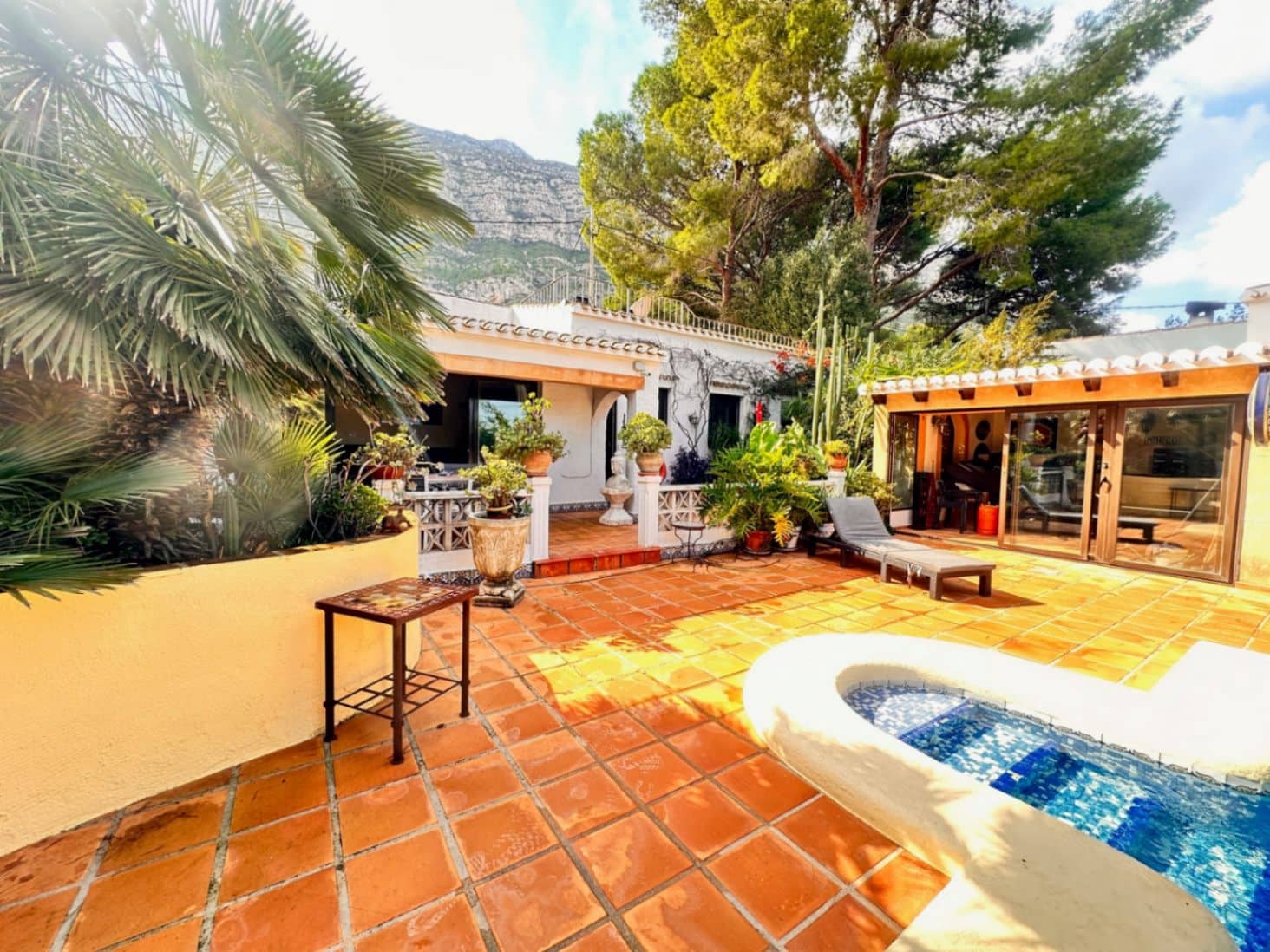 5 soveværelse Villa til salg i Denia med swimmingpool garage - € 490.000 (Ref: 9412845)