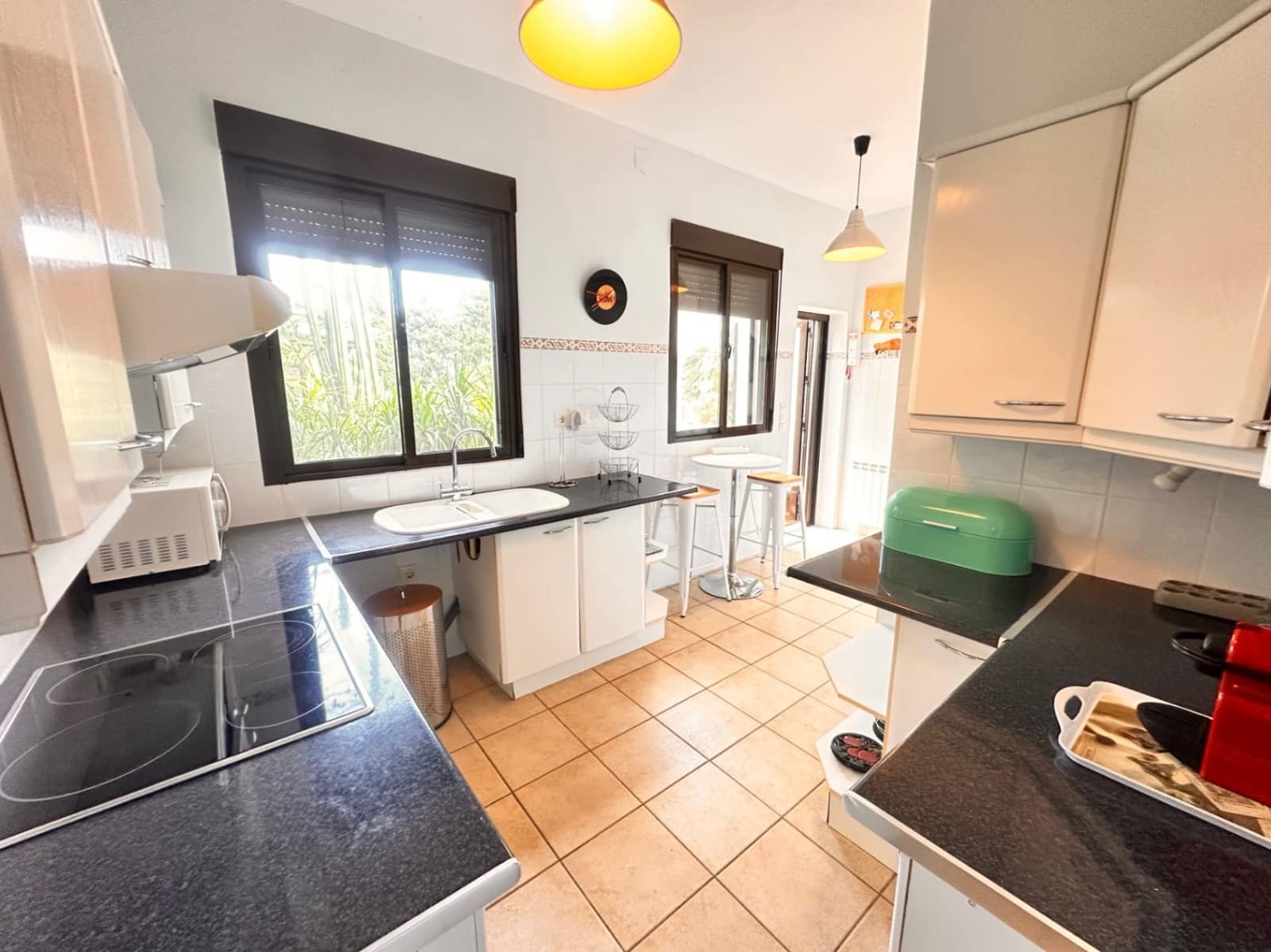 5 soveværelse Villa til salg i Denia med swimmingpool garage - € 490.000 (Ref: 9412845)