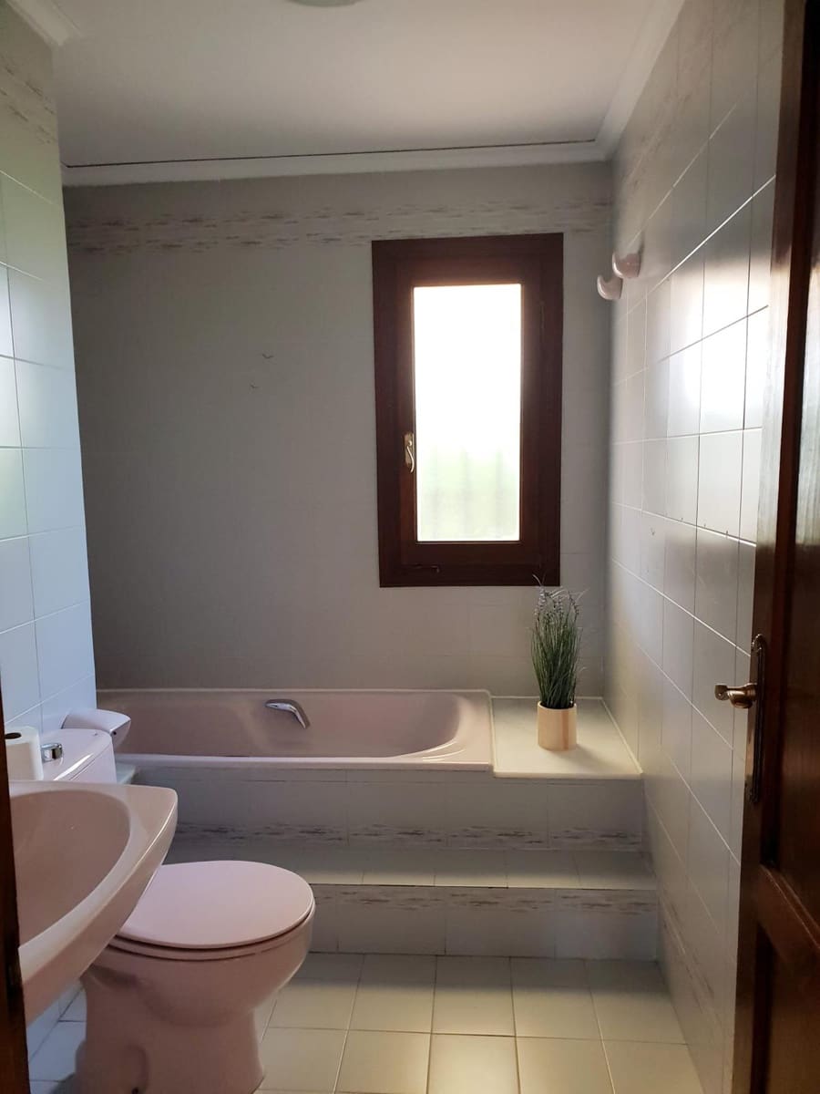 4 quarto Moradia para venda em Denia com piscina garagem - 490 000 € (Ref: 9413425)