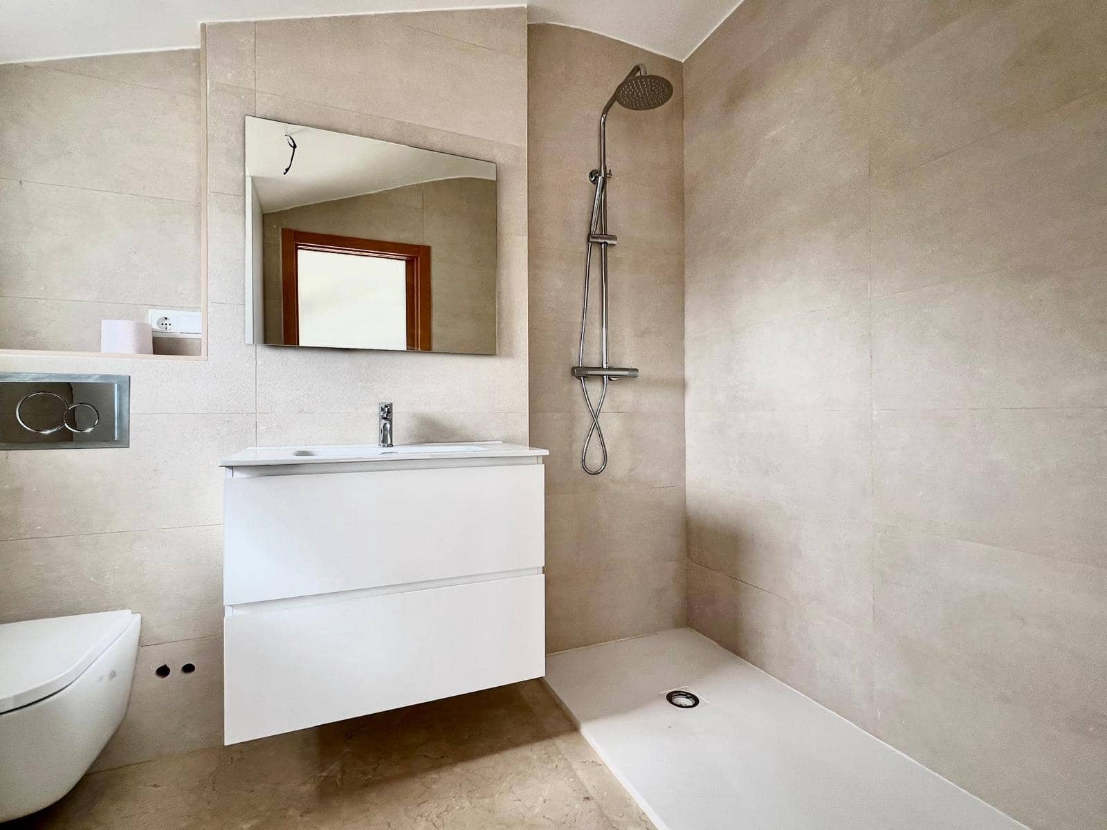 2 bedroom Flat for sale in Pego - € 320,000 (Ref: 9436594)