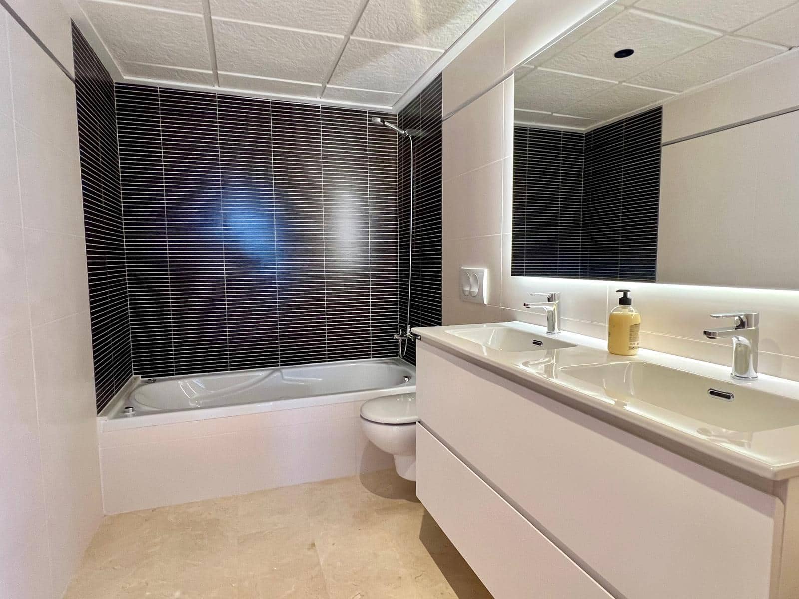 2 bedroom Flat for sale in Pego - € 320,000 (Ref: 9436594)